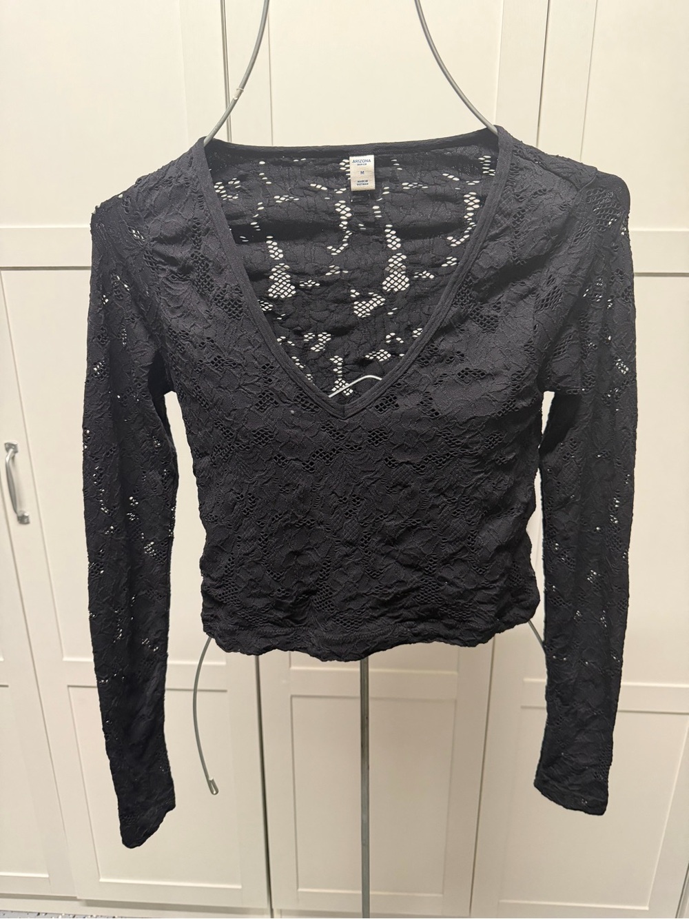 Arizona Jean Company Black Lace V-Neck Long Sleeve Top